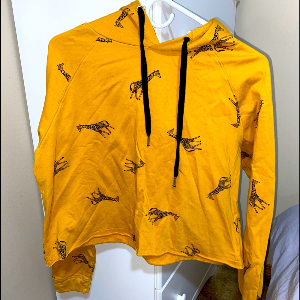 cropped hoodies